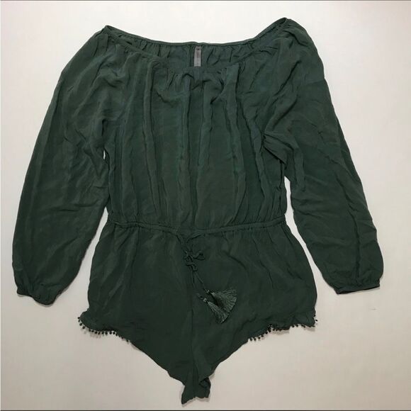 Victoria secret medium green romper - Picture 1 of 7